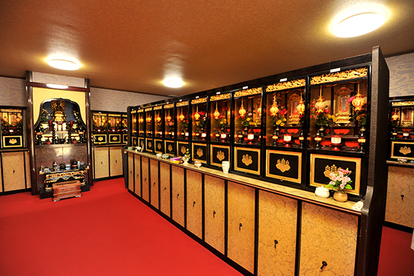 仏壇型納骨堂とは